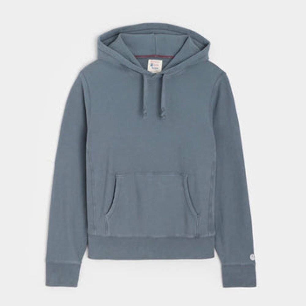 TODD SNYDER x CHAMPION POPOVER HOODIE in BLUE METAL MEDIUM $138